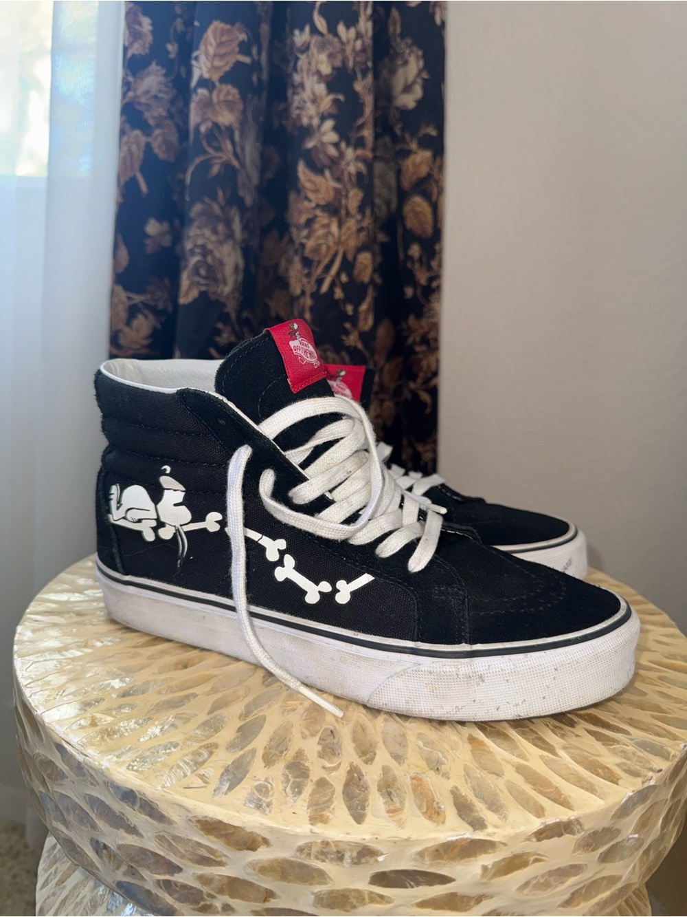 Vans x Peanuts Snoopy Skeleton Sk8-Hi Black High Top Sneakers Men’s 6.5 - Picture 2 of 9